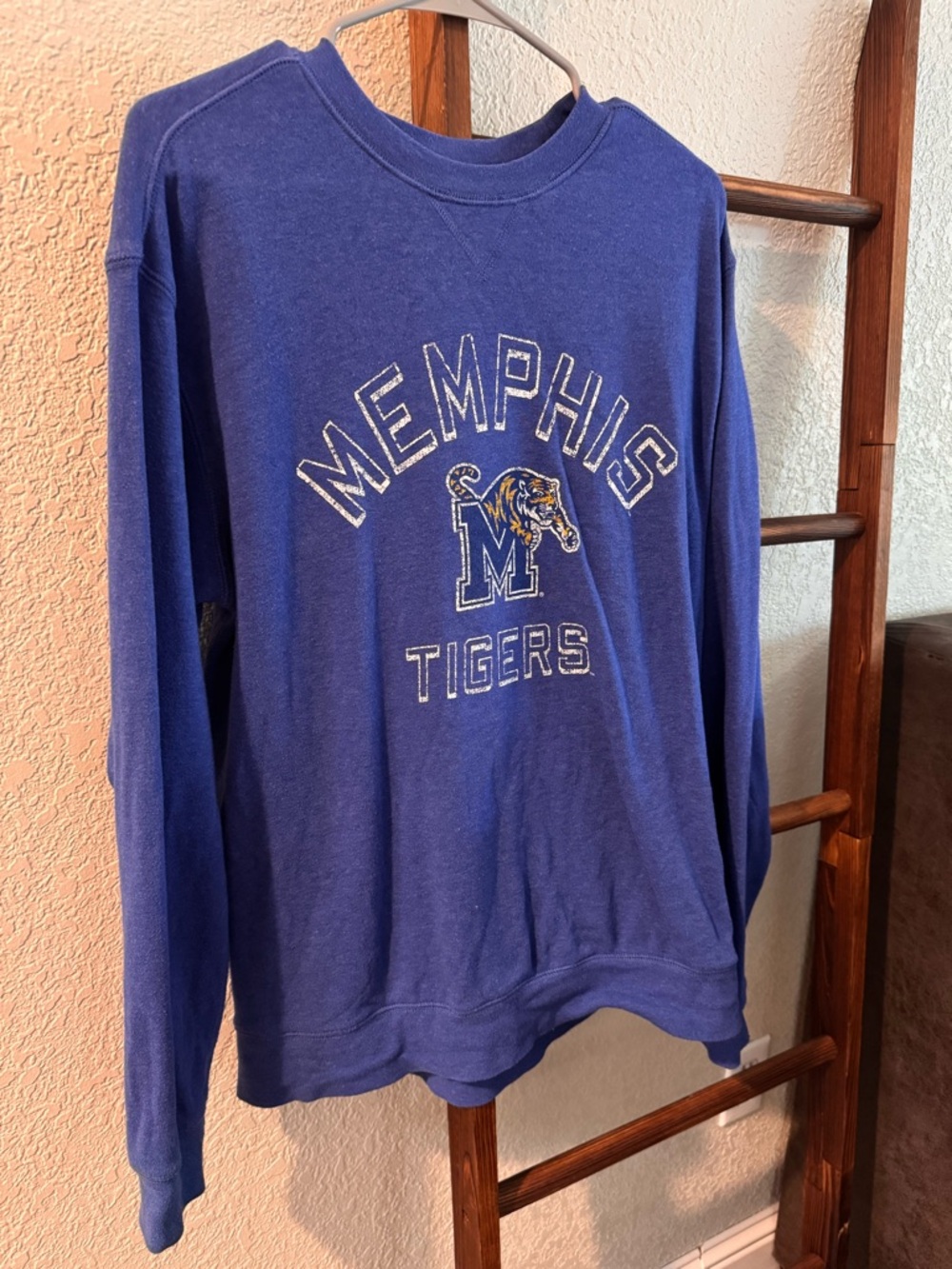 Pro Edge Memphis Tigers Royal Blue Crewneck Sweatshirt